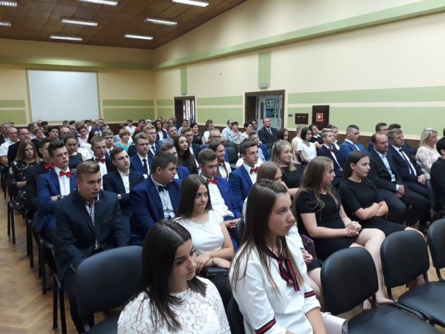 Klasy_3_2017_2018_GIM_005