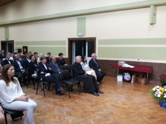 Klasy_3_2017_2018_GIM_016