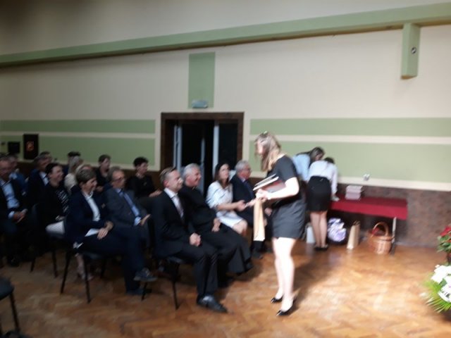 Klasy_3_2017_2018_GIM_059