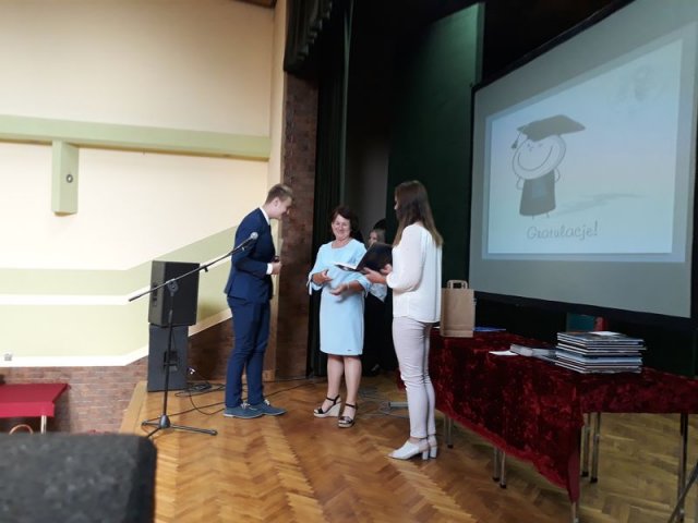 Klasy_3_2017_2018_GIM_068