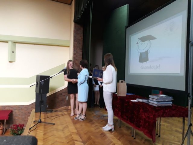 Klasy_3_2017_2018_GIM_081