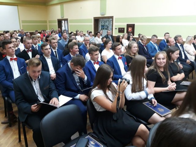 Klasy_3_2017_2018_GIM_097