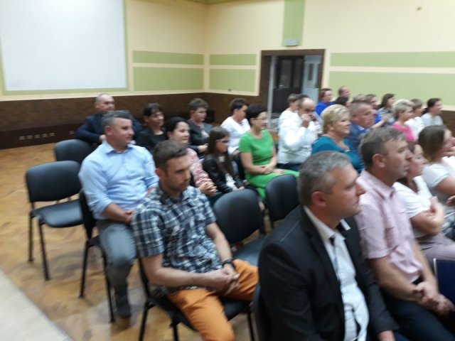 Klasy_3_2017_2018_GIM_099