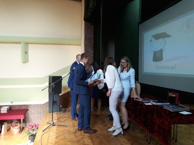 Klasy_3_2017_2018_GIM_118