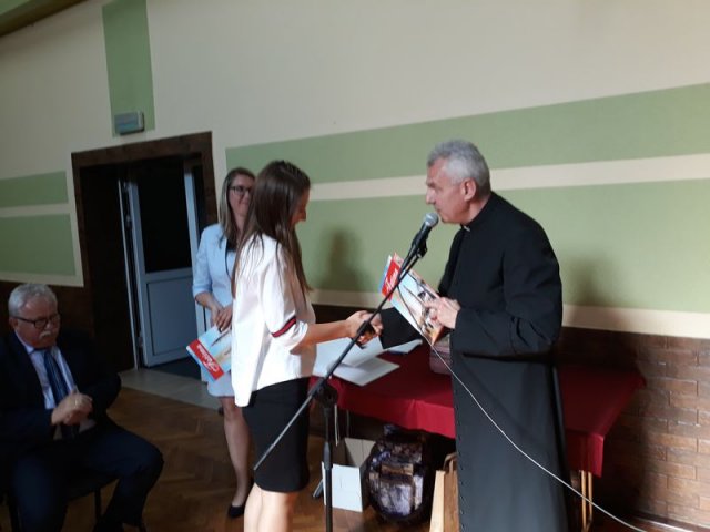 Klasy_3_2017_2018_GIM_202