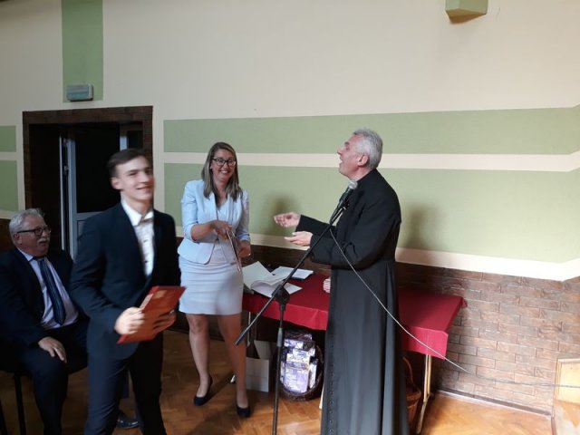 Klasy_3_2017_2018_GIM_216