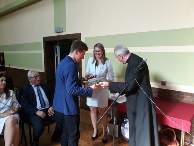 Klasy_3_2017_2018_GIM_229