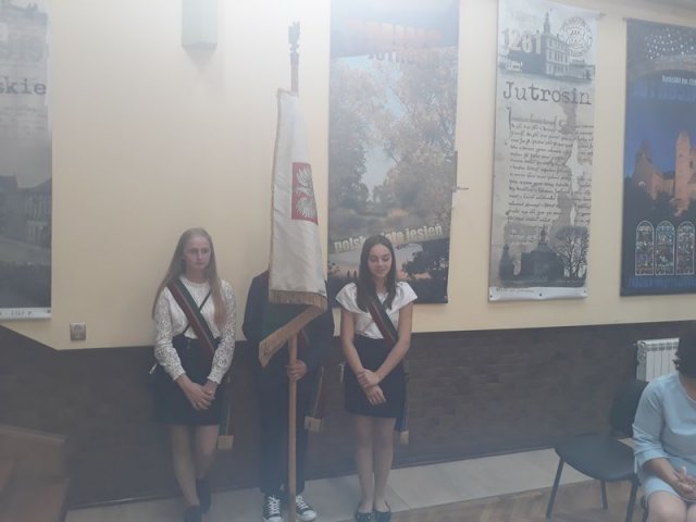 Klasy_3_2017_2018_GIM_232