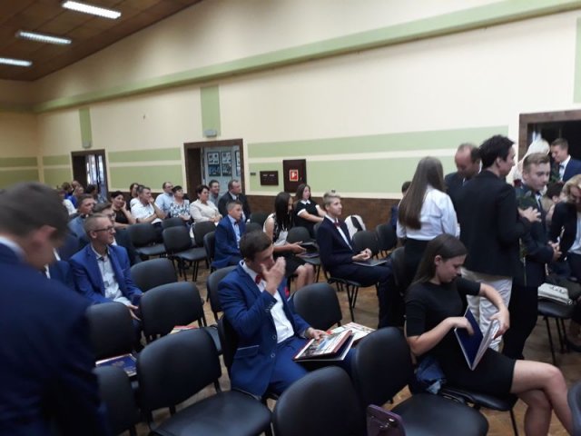 Klasy_3_2017_2018_GIM_240