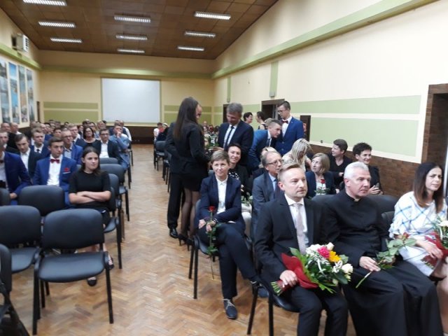 Klasy_3_2017_2018_GIM_243