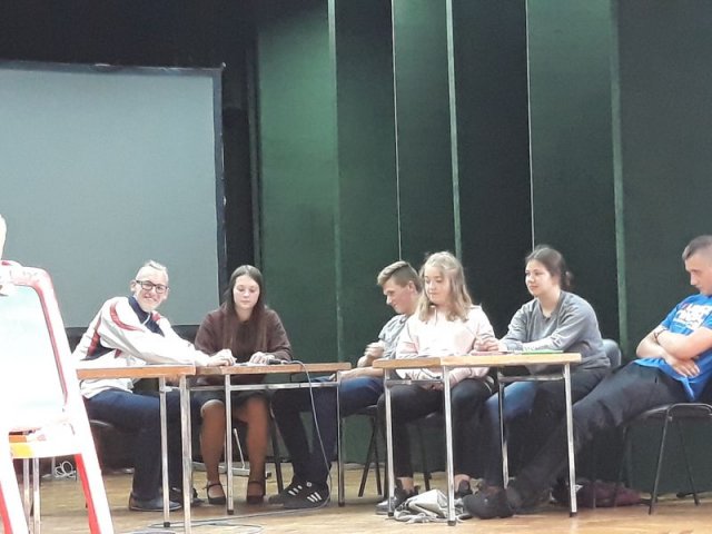 Klasy_3_2017_2018_GIM_264