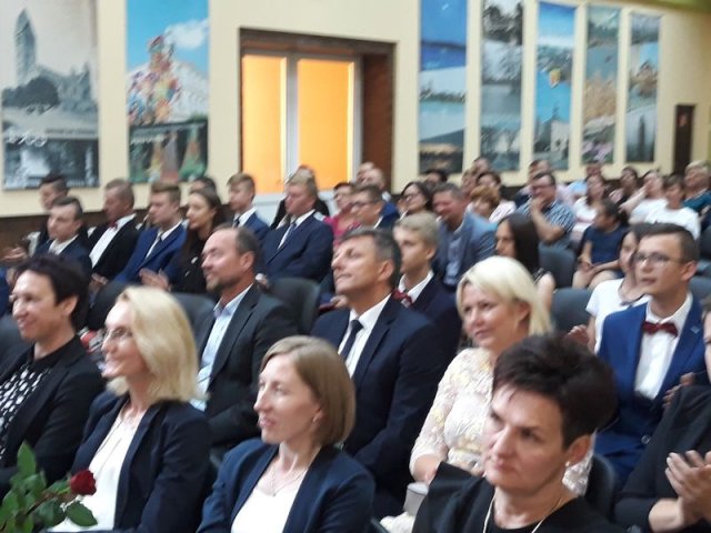 Klasy_3_2017_2018_GIM_272