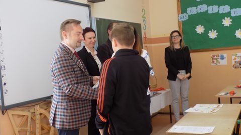 As piątych i siódmych klas 2018