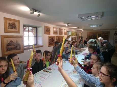 Wycieczka do zagrody Pszczółki przyjaciółki