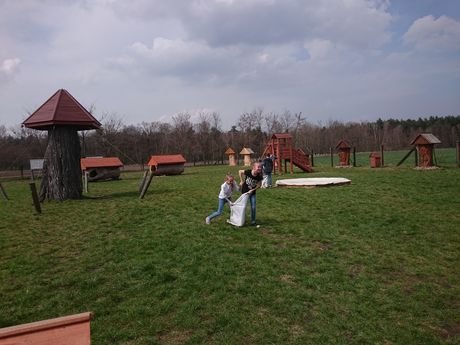 Wycieczka do zagrody Pszczółki przyjaciółki