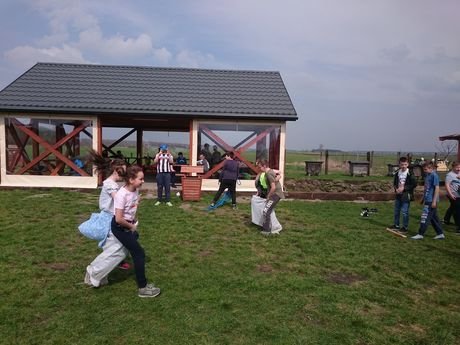 Wycieczka do zagrody Pszczółki przyjaciółki