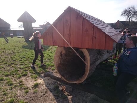 Wycieczka do zagrody Pszczółki przyjaciółki